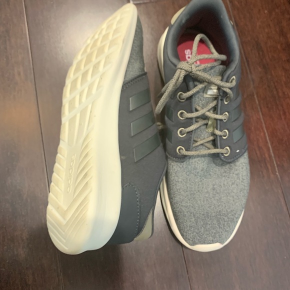 Adidas runners - Picture 6 of 6